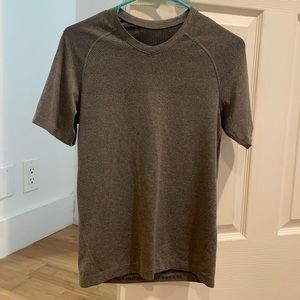 Men’s Lululemon Shirt Xsmall